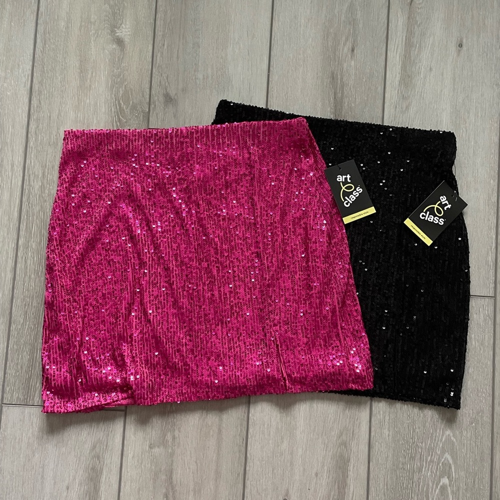 Sequin skirts